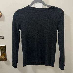 😍Epic thread size medium boys waffle long sleeved shirt